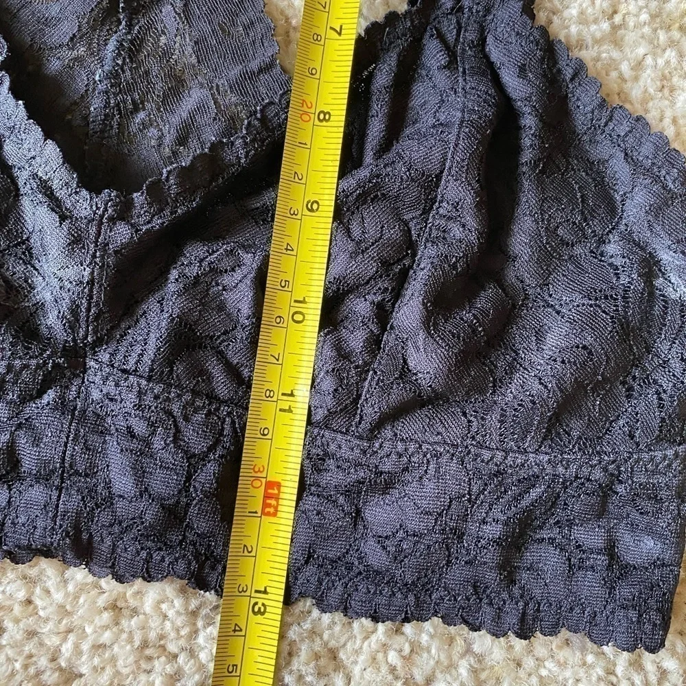 Intimately Free People Women’s Bra Black Size Medium Lace Bralette
